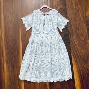 Lace/crochet - dress/coverup